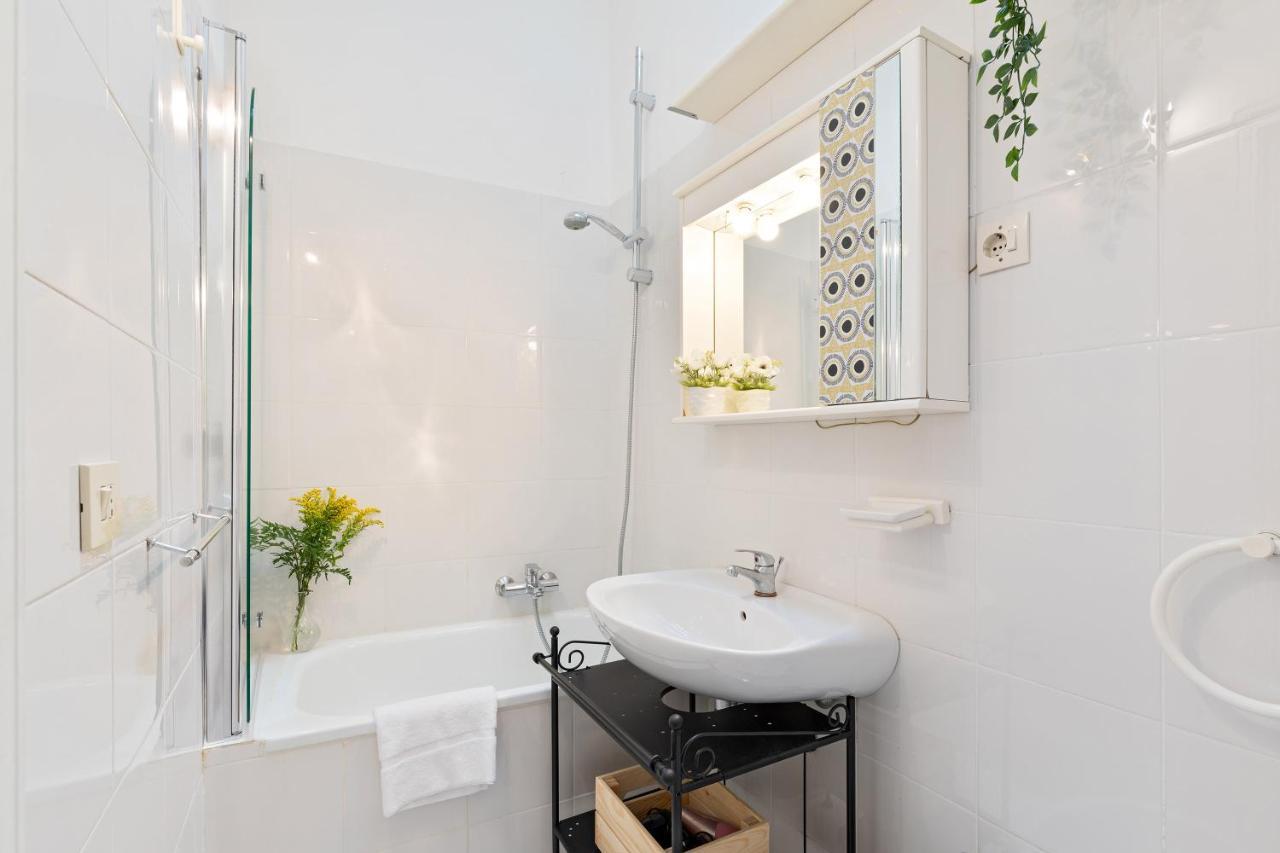 Rome As You Feel - Monti Apartment Eksteriør billede